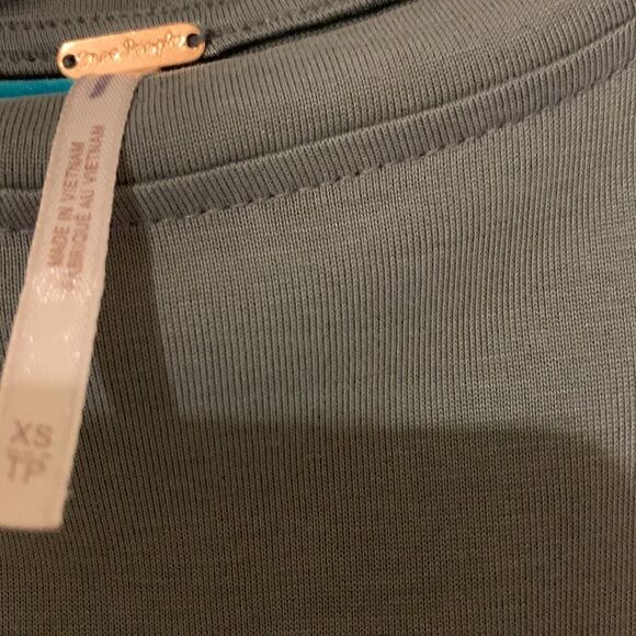 NWOT FREE PEOPLE BIANCA MAXI DRESS IN PINE COLOR. Size XS - Picture 7 of 8